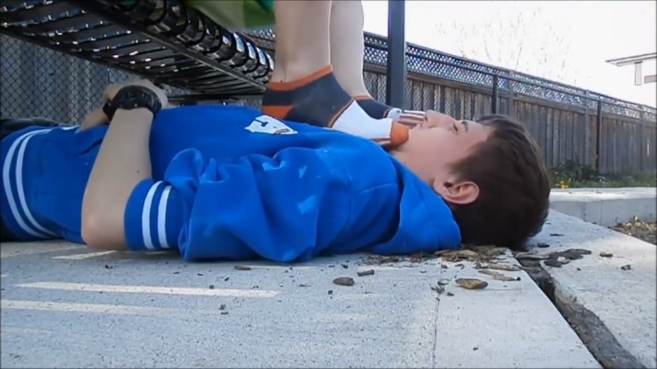 Roomie Gets Buddy To Foot Trample Face