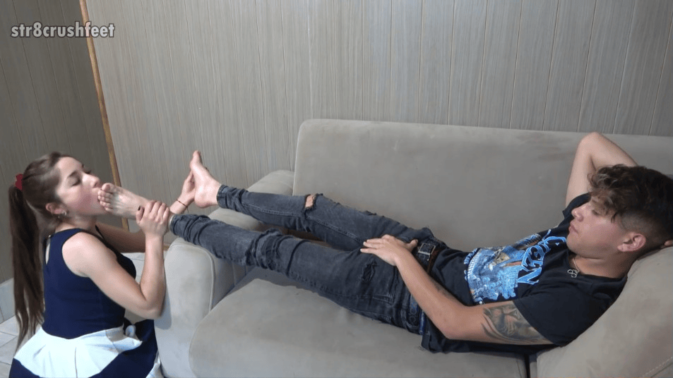 She Worships His Feet